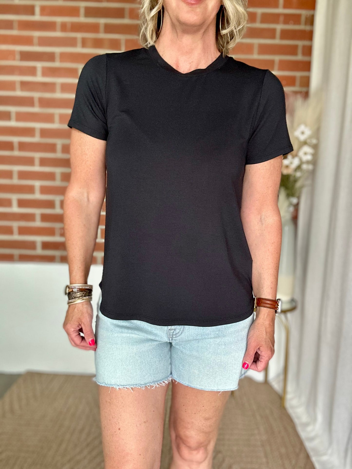 Nikkie T-Shirt - Black
