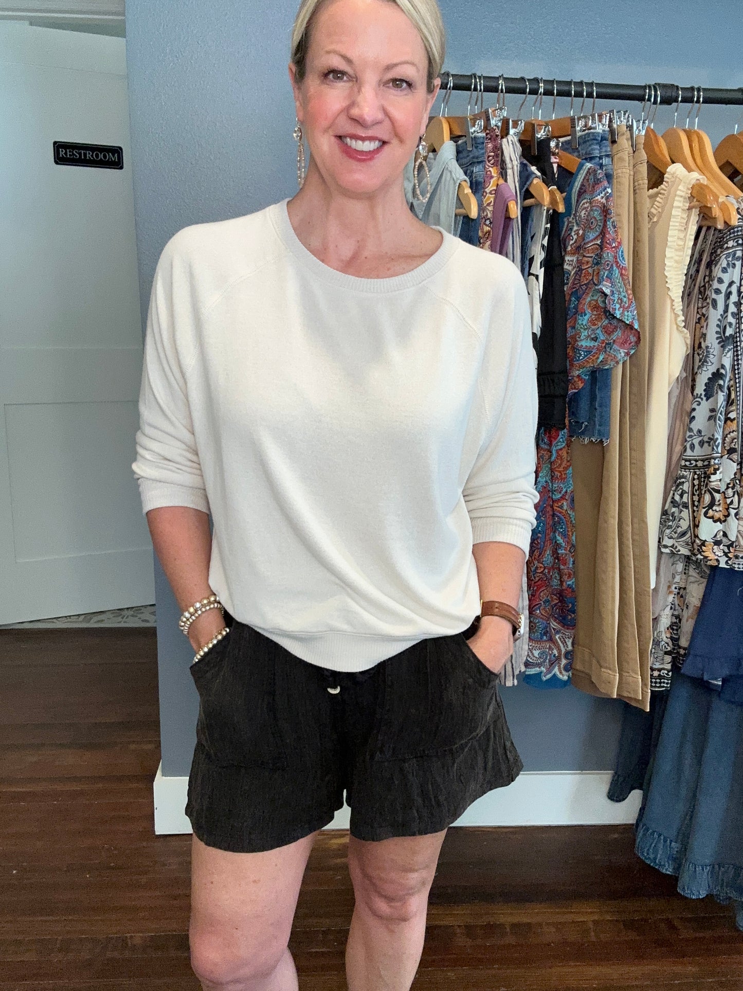 Snow Washed Shorts - Medium