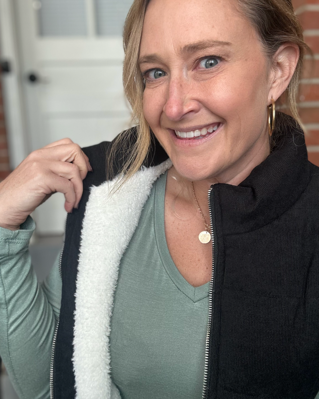 Corduroy Puffer Vest - Large