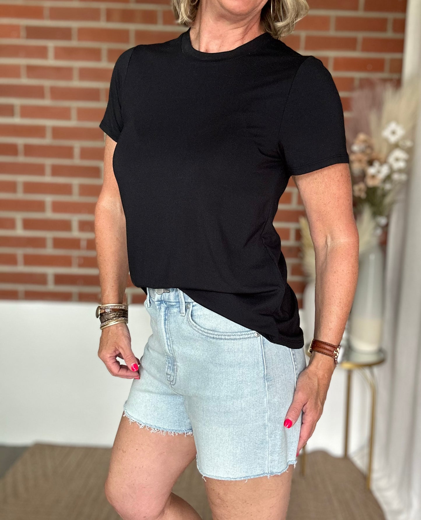 Nikkie T-Shirt - Black