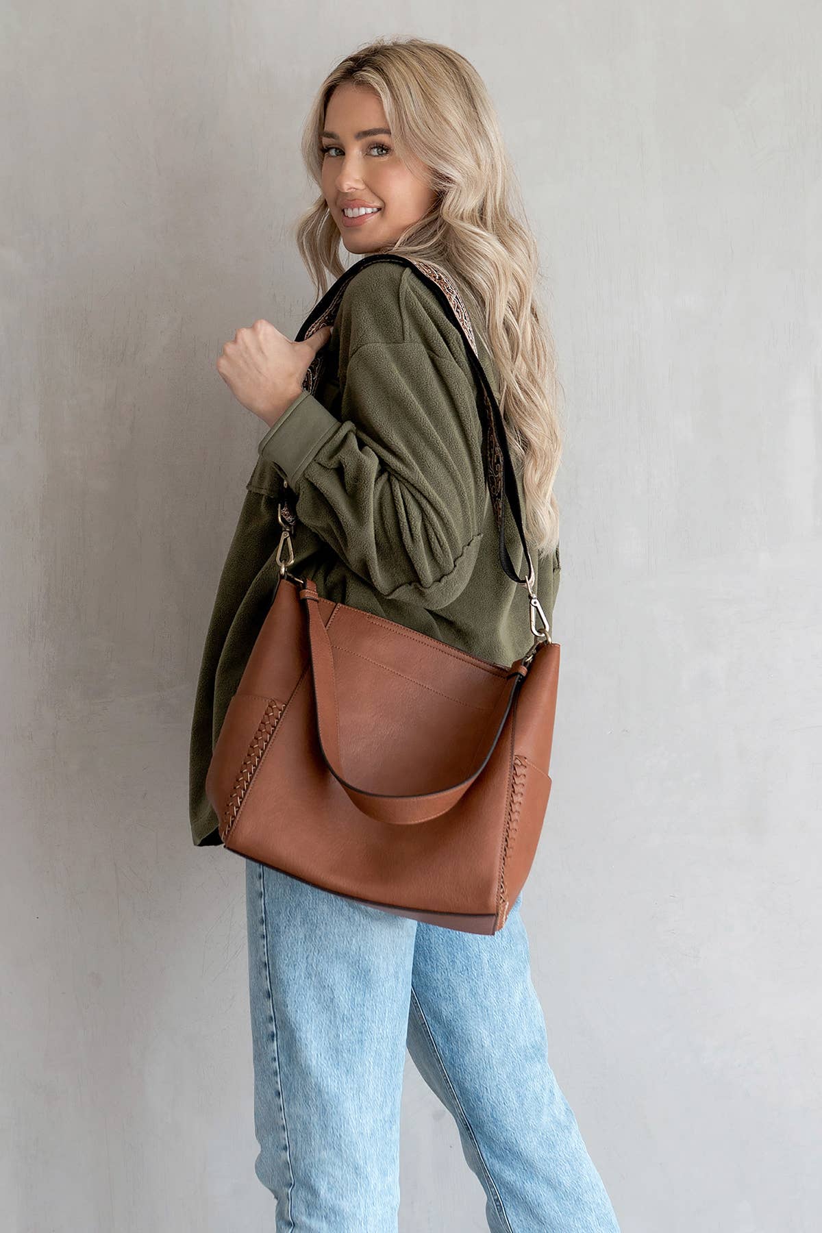 Penny Bucket Handbag - Brown