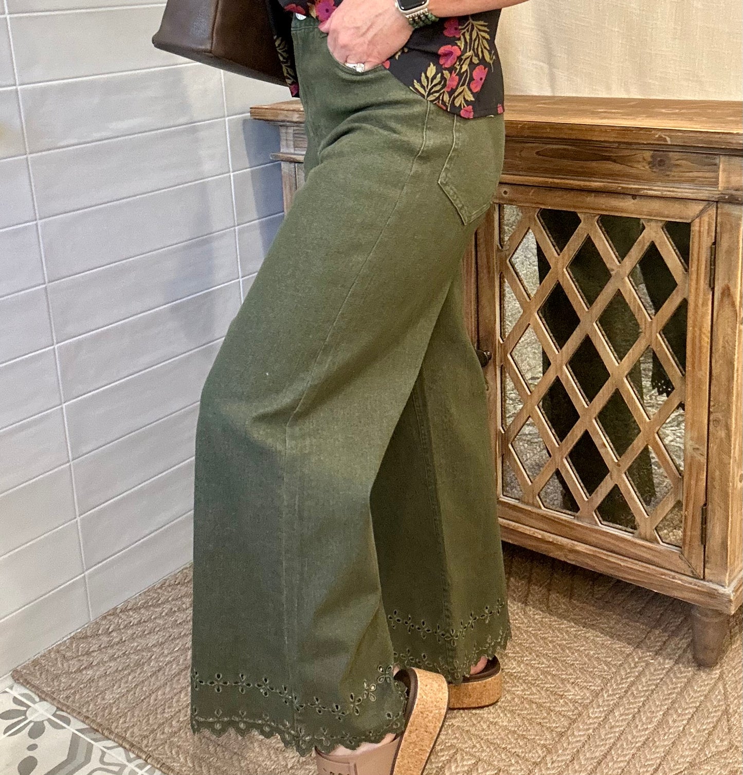 Embroidered Ankle Pants