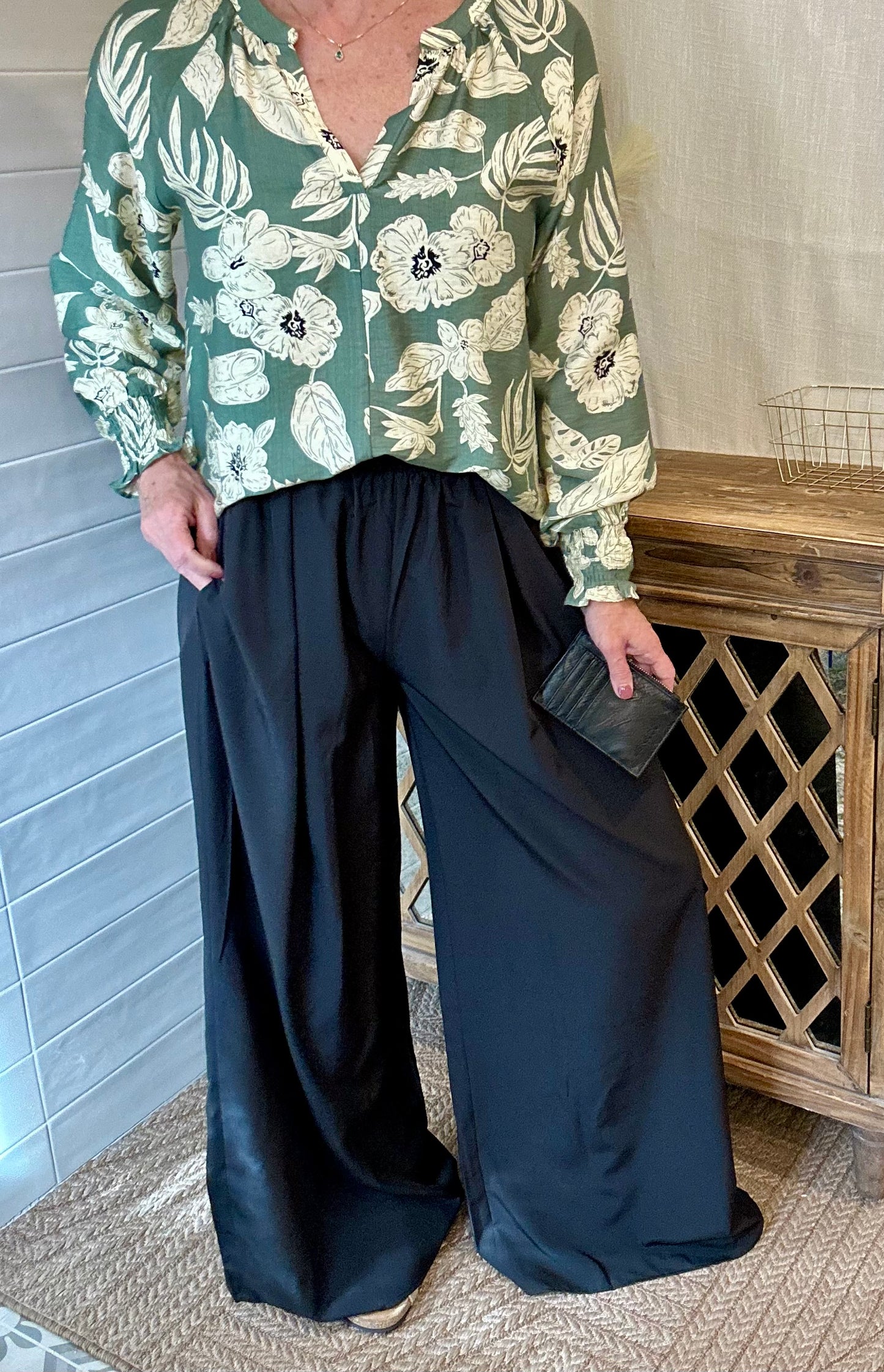 Pleat Wide Leg Pants