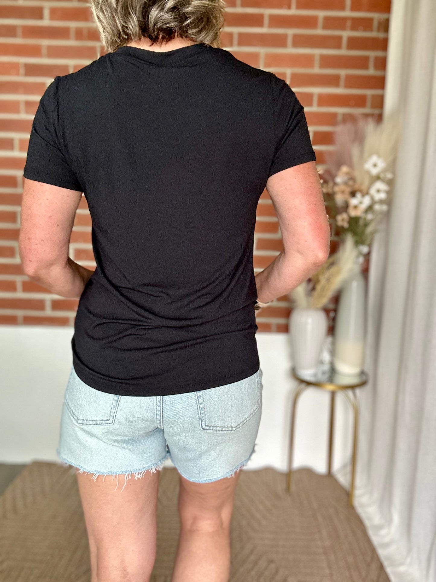 Nikkie T-Shirt - Black