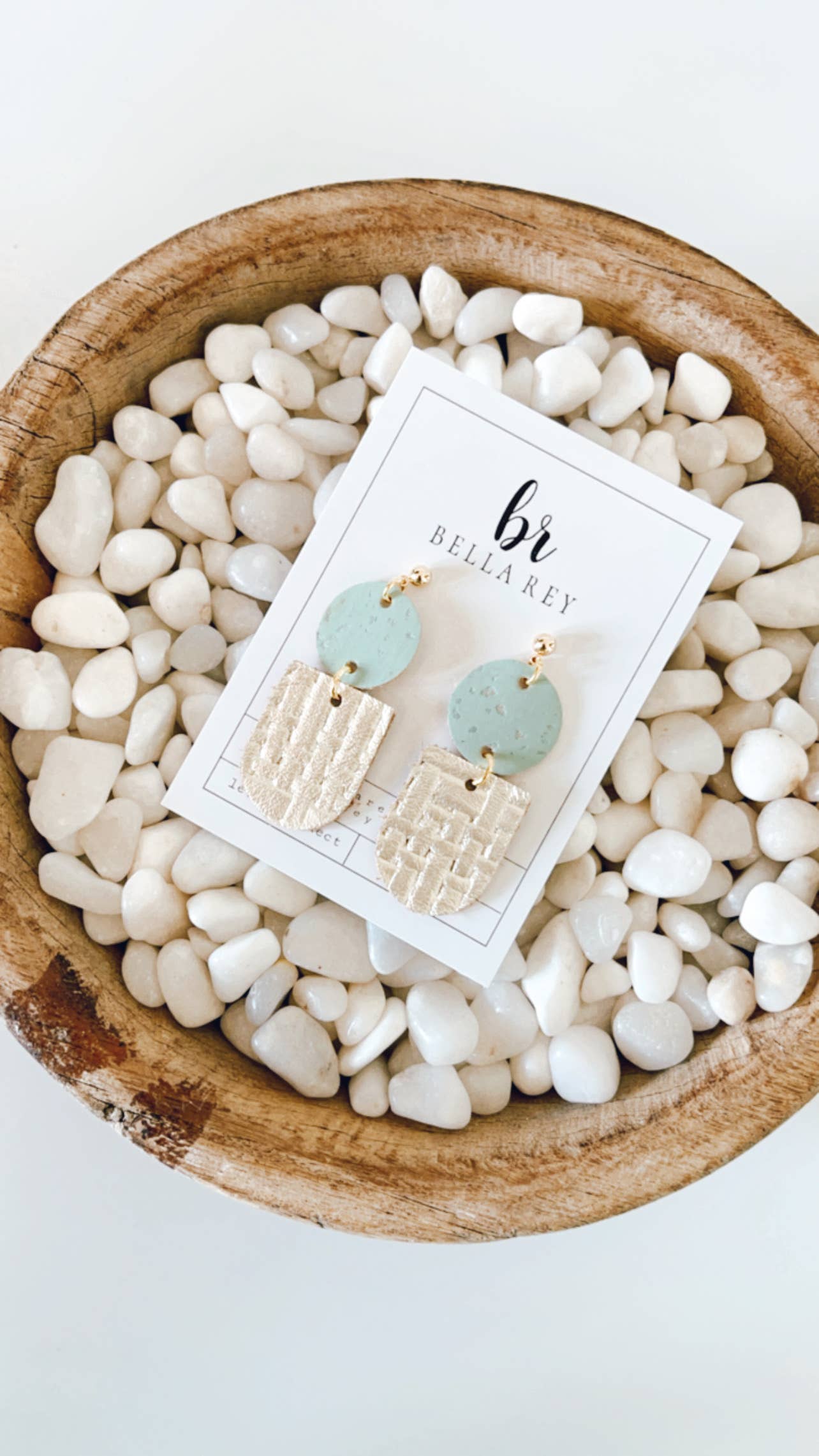 Hadley Mini Leather Earrings (mint)
