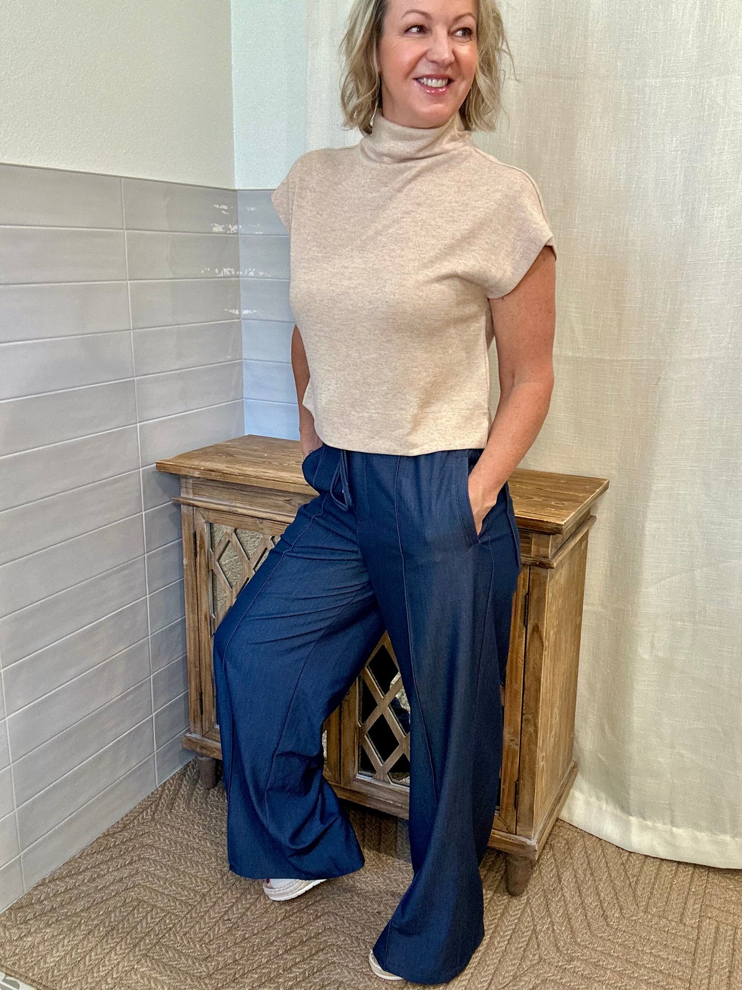 Pin Tuck Wide Leg Pants