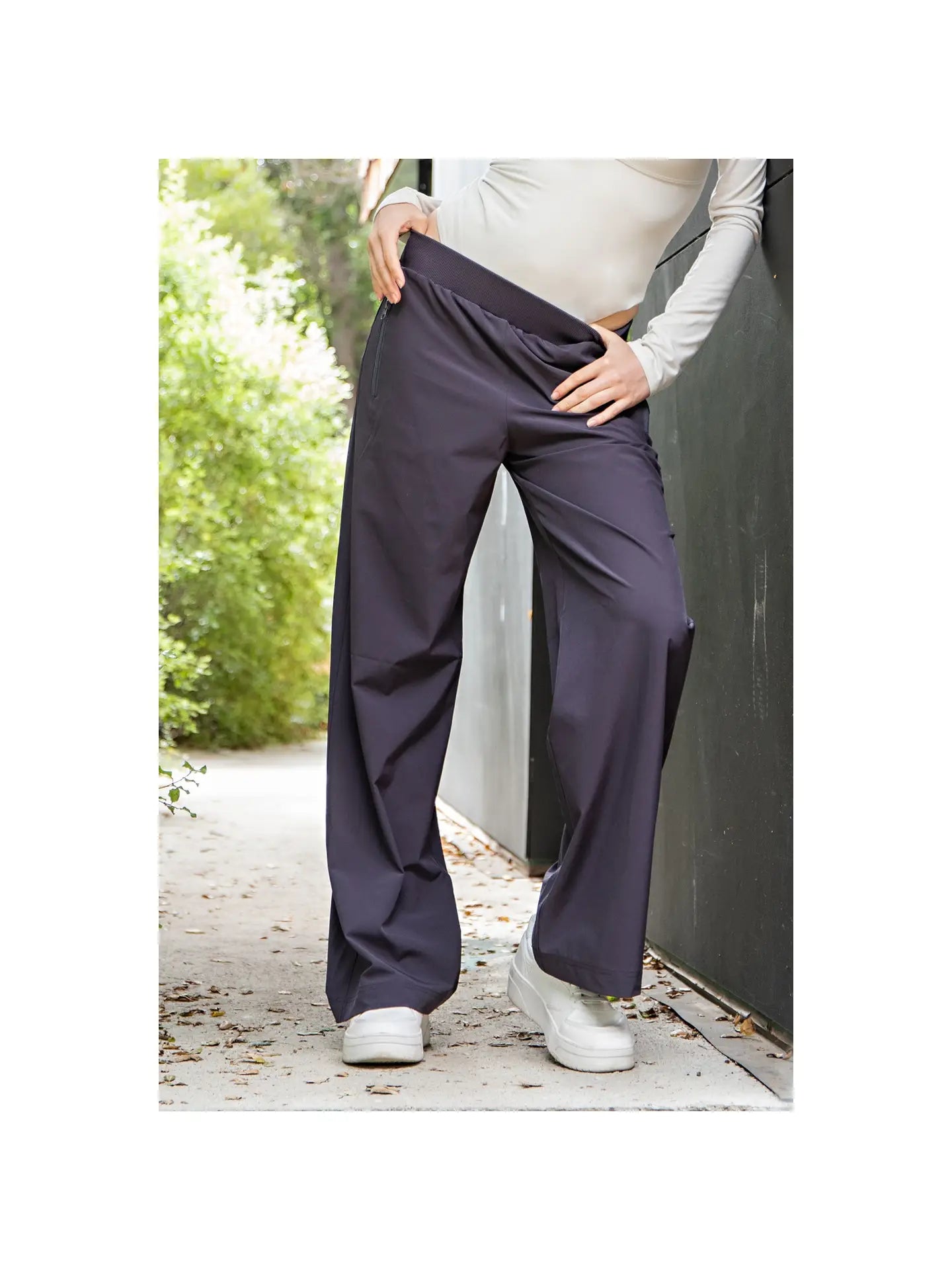 Stretch Woven Straight Pants