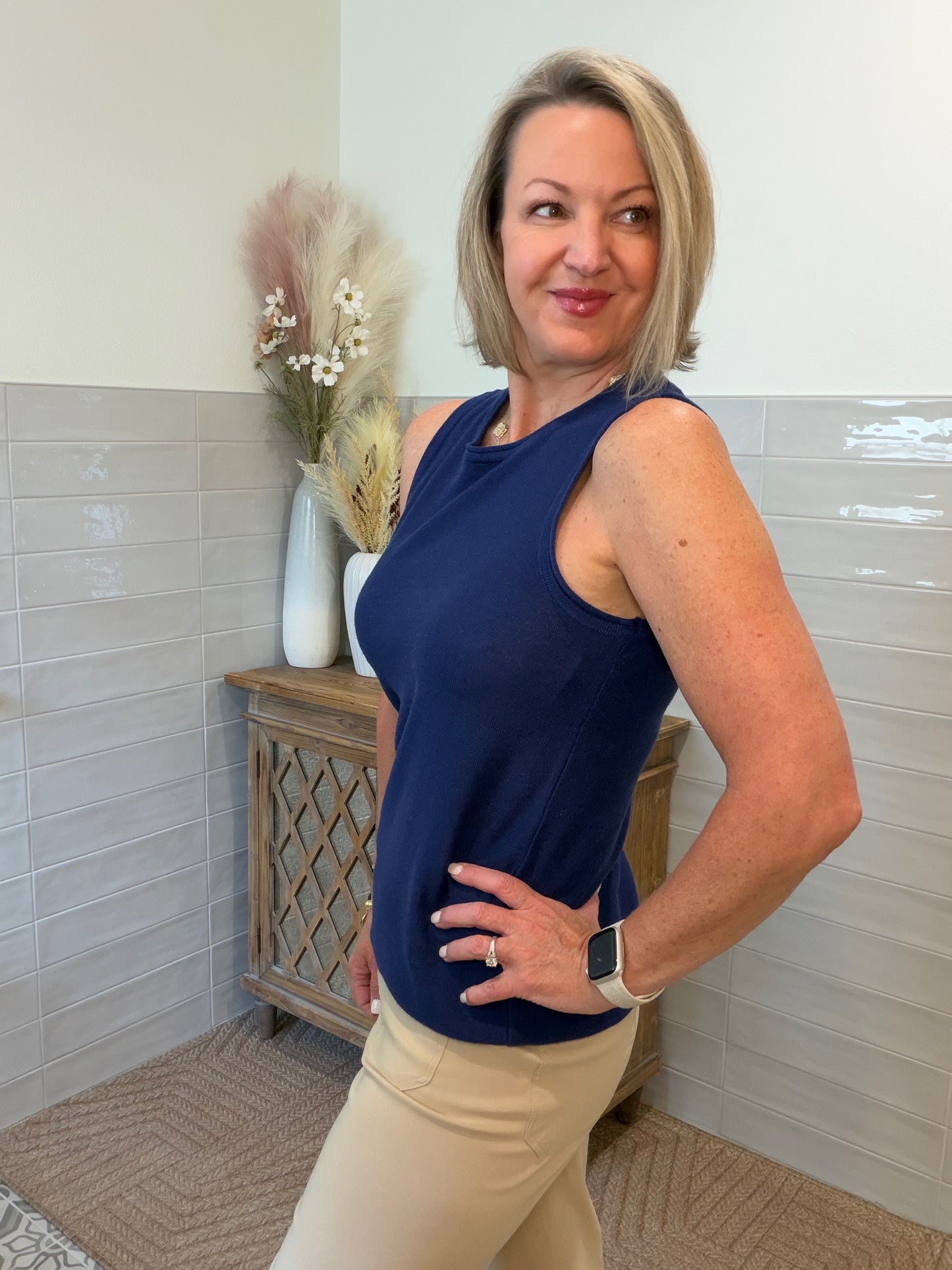 Solid Sleeveless Sweater - Navy