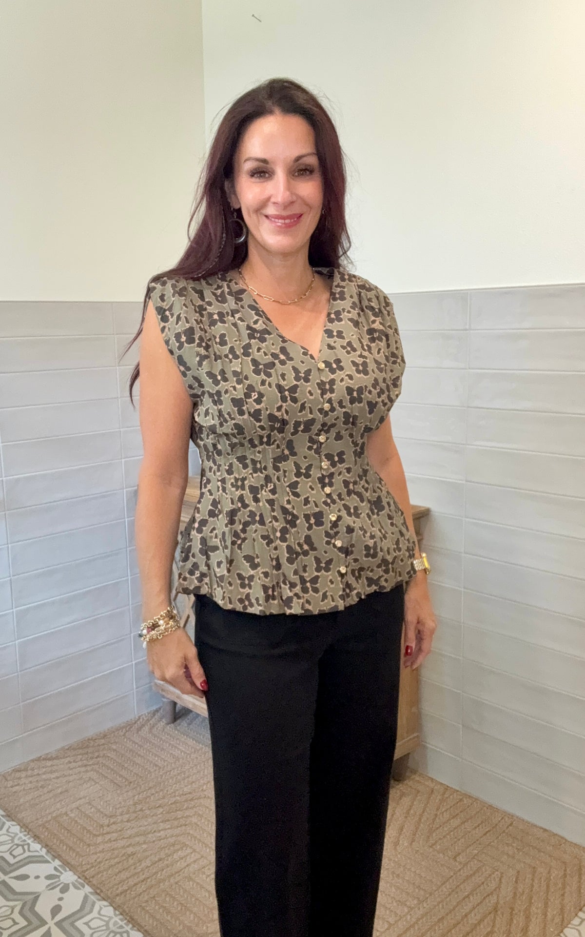 Sleeveless Olive Print Blouse