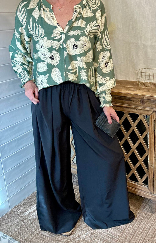 Pleat Wide Leg Pants