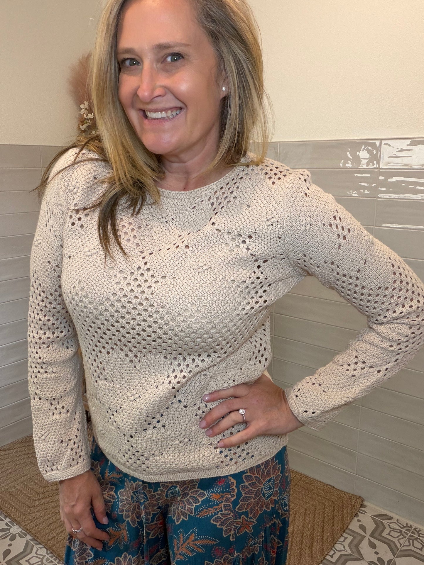 Flower Crochet Sweater - Oatmeal