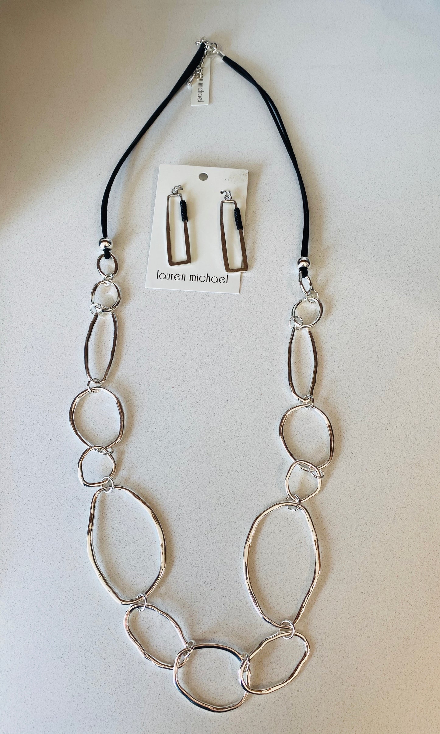 Looped Necklace